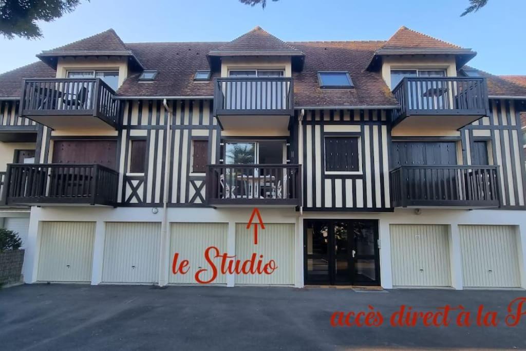 Studio Front De Mer Merville-Franceville-Plage Exteriér fotografie