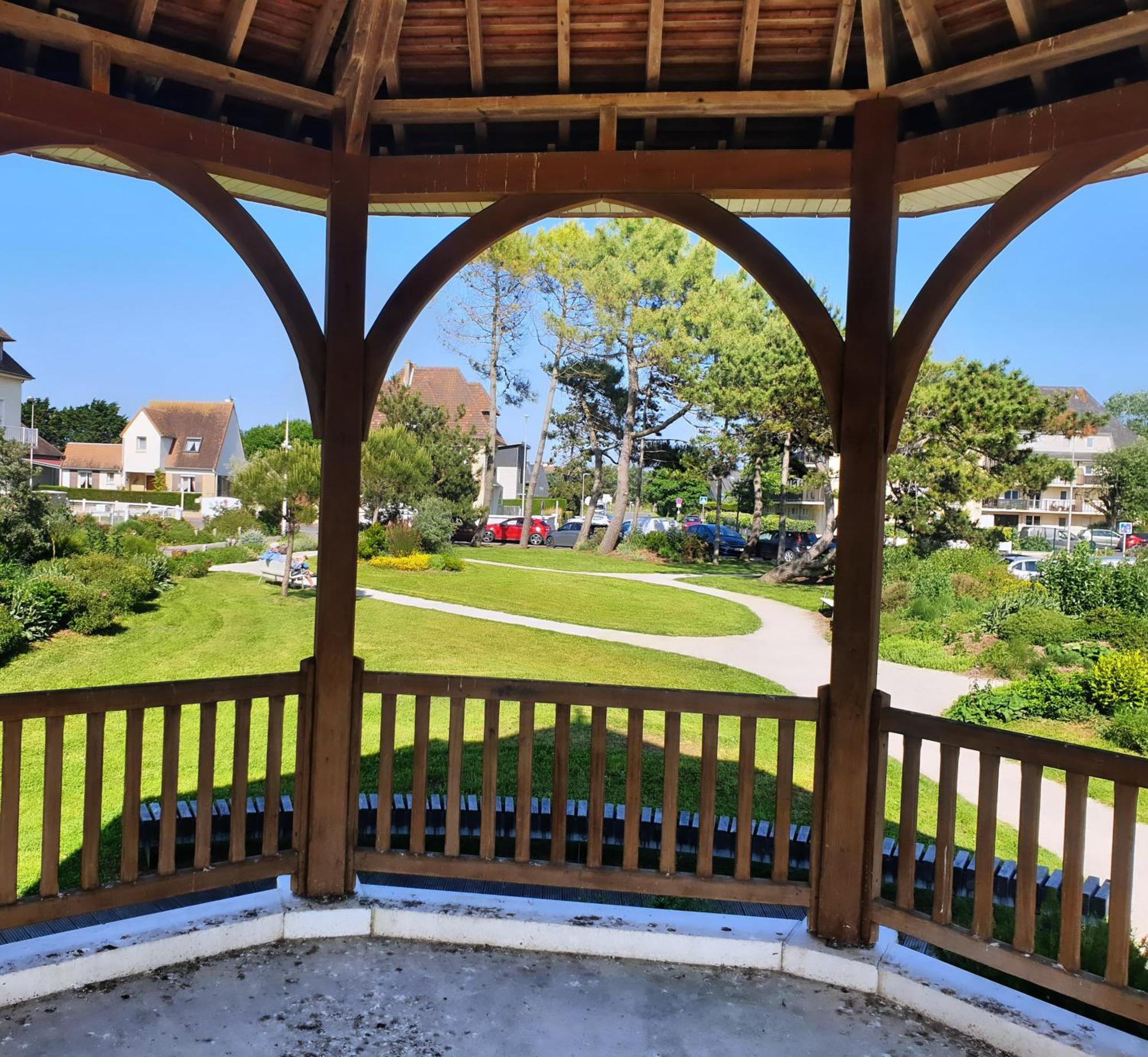 Studio Front De Mer Merville-Franceville-Plage Exteriér fotografie